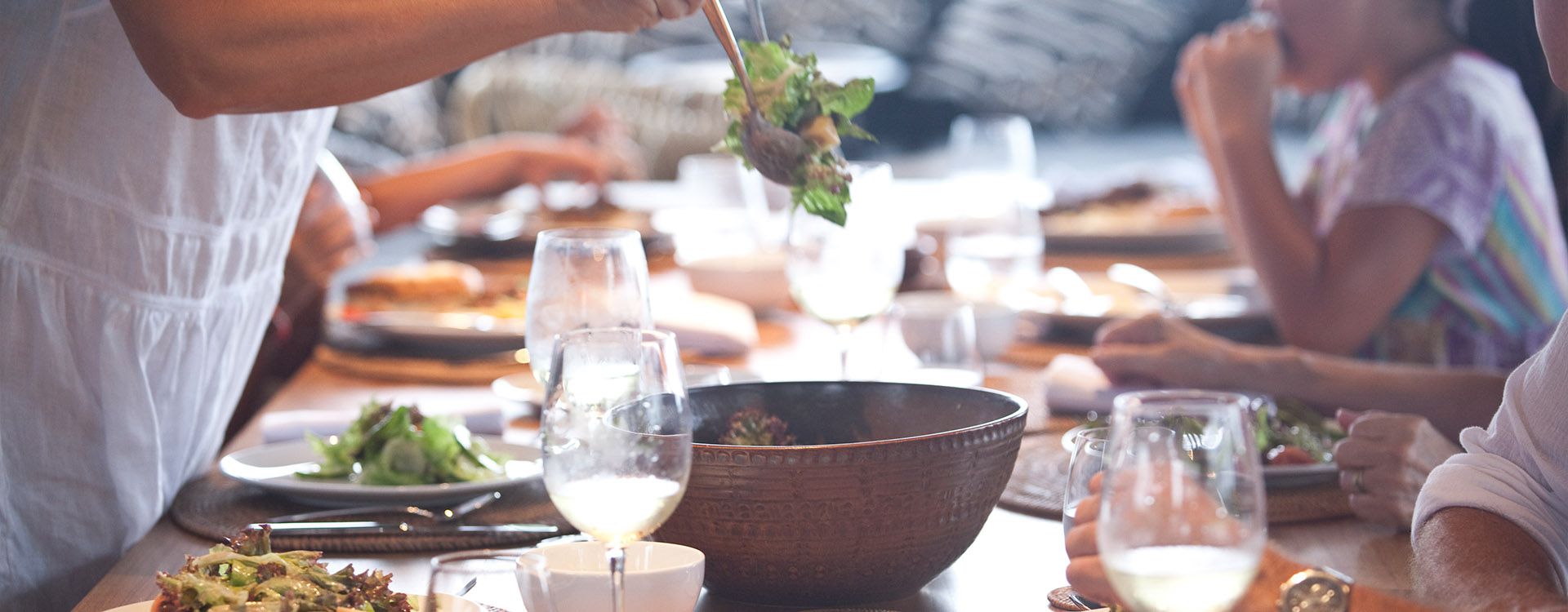 Arnalaya Beach House - Dining setup